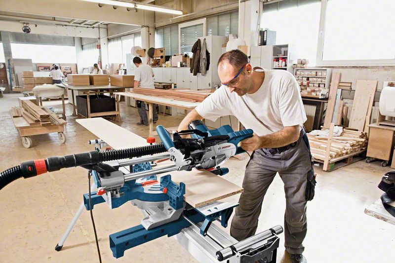 Bosch Stacionarna kružna testera GCM 8 SJL Professional 0601B19100