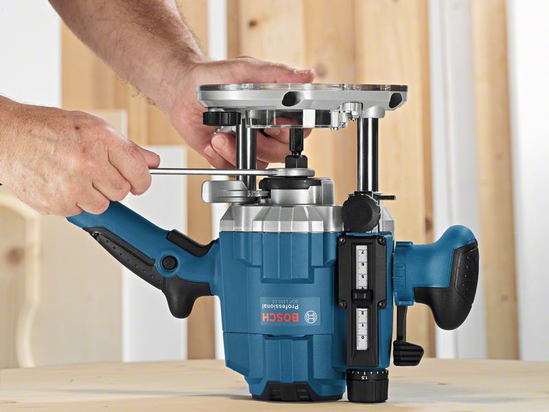 Bosch Površinska glodalica GOF 1250 CE Professional 0601626000