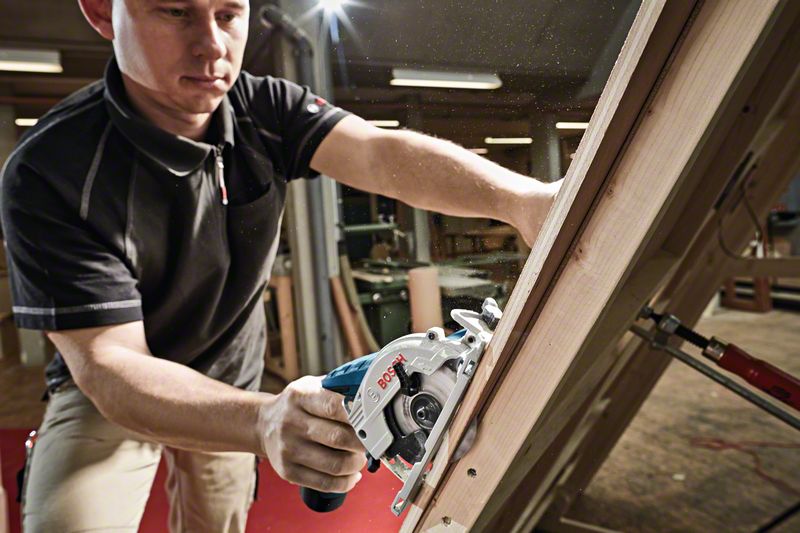 Bosch Akumulatorska kružna testera GKS 12V-26 Professional 06016A1001