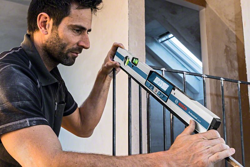 Bosch Digitalni merač nagiba GIM 60 Professional 0601076700