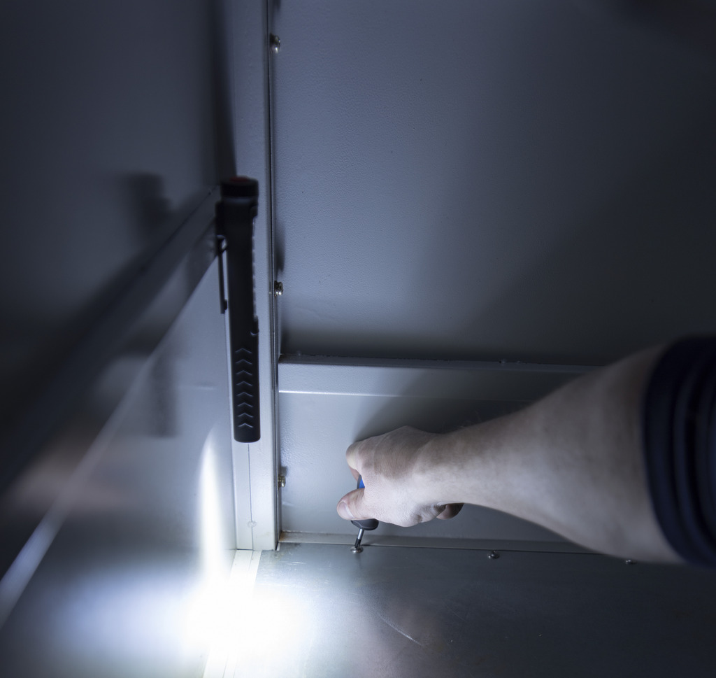 Unior 2091A LED svetiljka, 627201 - Slika 2