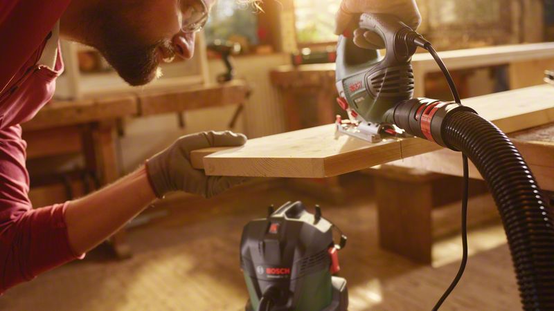 Bosch UniversalVac 15 06033D1100