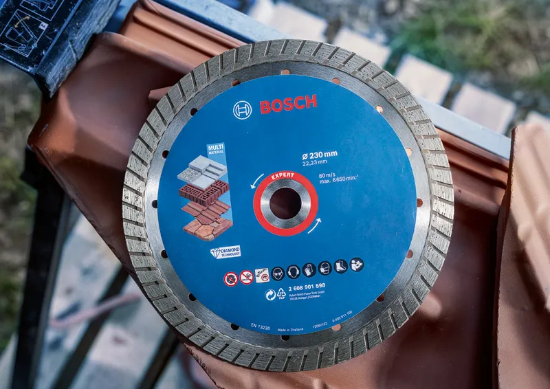 Bosch EXPERT MultiMaterial dijamantska rezna ploča od 230 x 22,23 x 2,4 x 15 mm 2608901598 - Slika 23