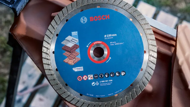 Bosch EXPERT MultiMaterial dijamantska rezna ploča od 230 x 22,23 x 2,4 x 15 mm 2608901598 - Slika 10