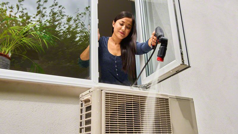 Bosch 06008A7E00 Podesiv ugao doseže do nepristupačnih mesta