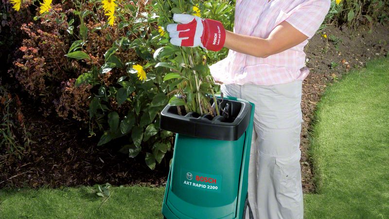 Bosch 0600853600 Secka baštenske ostatke brzinom i do 90 kg/h