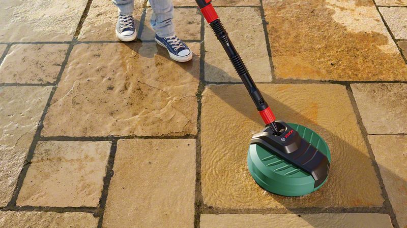 Bosch F016800466 Lako i efikasno čisti alge i mahovinu