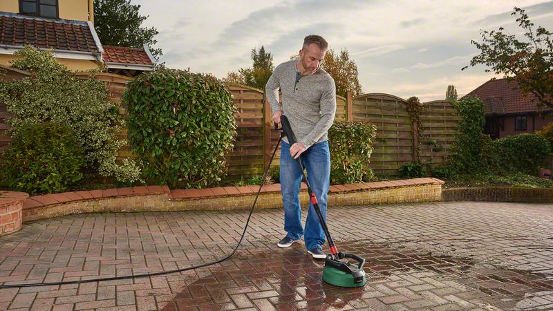 Bosch F016800467 Čišćenje velikih popločanih dvorišta bez napora