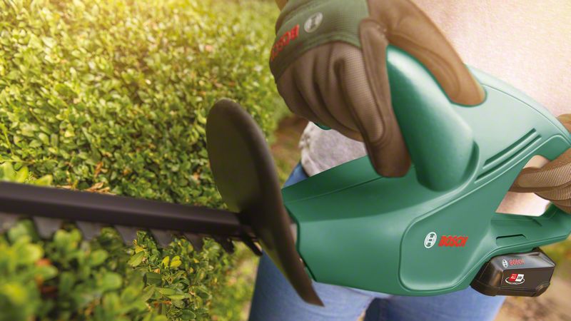 Bosch 0600849H04 Akumulatorske makaze za živu ogradu od 18 V