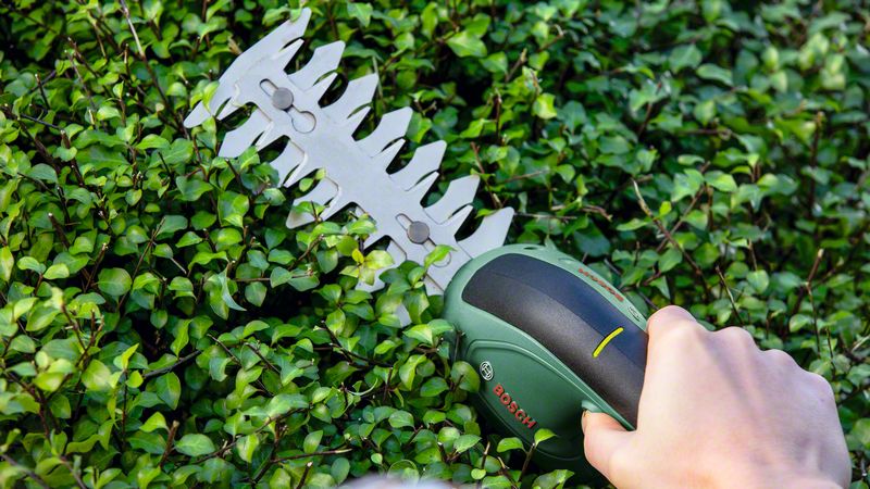 Bosch 0600833303 Precizni rezovi pomoću laserski obrađenih