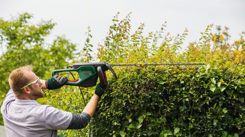 Bosch 06008C0801 Prednja drška sa više položaja čini da rad u svakom položaju bude udoban
