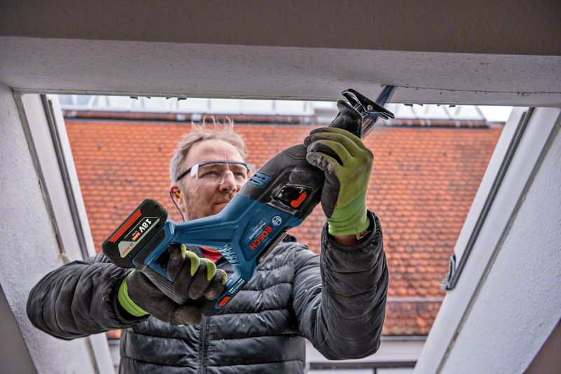 Bosch Akumulatorska univerzalna testera BITURBO GSA 185-LI Professional 06016C0020