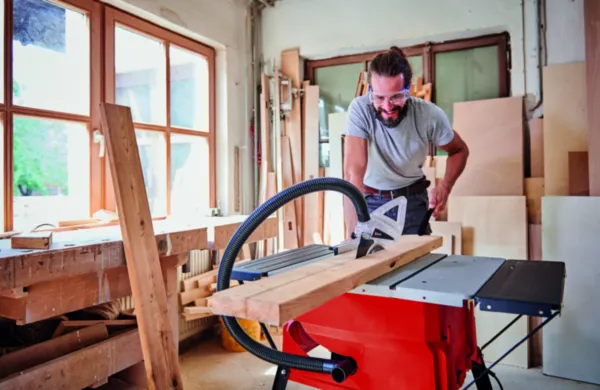 Einhell TC-TS 2025/2U Stoni cirkular sa postoljem 4340490