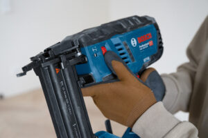Bosch Akumulatorski pištolj za eksere za drvo GNH 18V-50 M Solo 0601482400 - Image 12