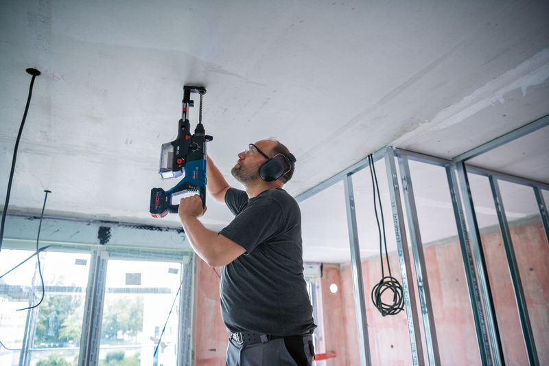 Bosch Akumulatorski elektro-pneumatski čekić za bušenje SDS plus GBH 18V-28 D Solo 0611919003 - Slika 3