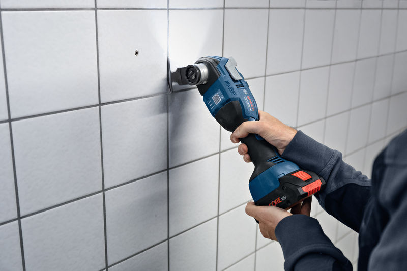 Bosch Akumulatorski multifunkcionalni alat GOP 18V-40 renovator Solo 06012C0000 - Slika 7