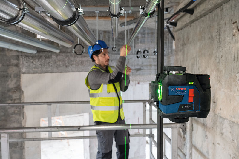 Bosch Laser za linije GLL 12V-100-33 CG + LB 10 nosač + akumulator 12V 2,0Ah + punjač u L-BOXX 0601065401 - Slika 7