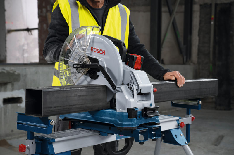 Bosch Akumulatorska testera za sečenje metala GCD 18V-355 Professional Solo 0601B59000 - Slika 14