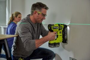RYOBI Samonivelirajući laserski nivelator (nivelir) sa stativom - RB360GLL-K - Image 4