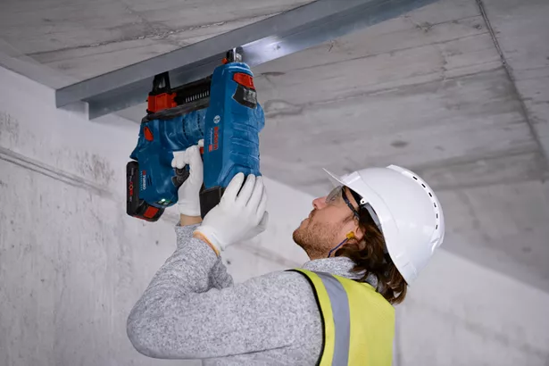 Bosch Akumulatorski Zabijač eksera GNB 18V-38
