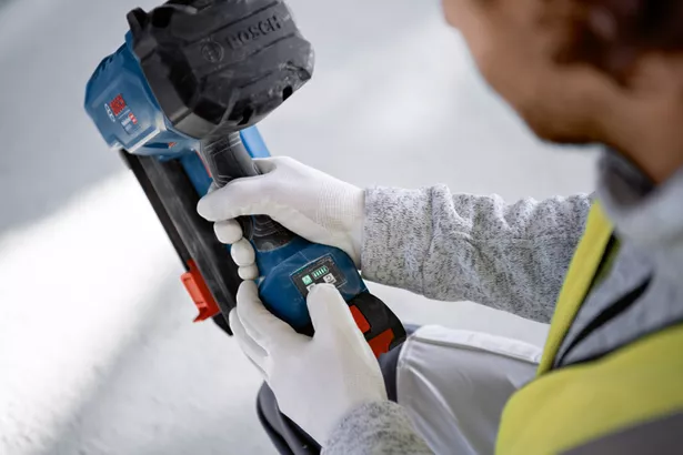 Bosch Akumulatorski Zabijač eksera GNB 18V-38