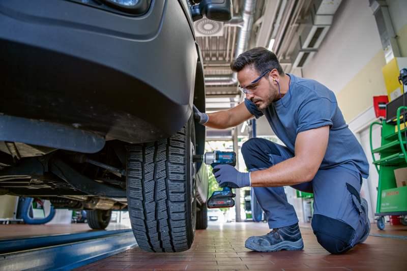 Bosch Akumulatorski udarni odvrtač GDS 18V-450 PC