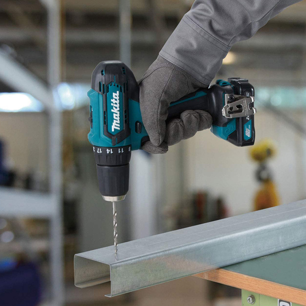 Makita Akumulatorska bušilica – odvijač 12 V, DF333DWAE, Humax Online Shop