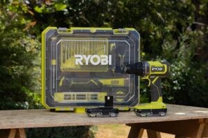 RYOBI Set alata u koferu (aku. bušilica plus ručni alat i pribor) - RDD18-2C20TAH - Slika 4